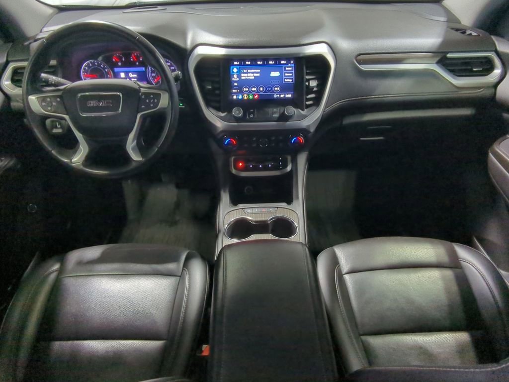 Used 2022 GMC Acadia SLT w/ LPO, Floor Liner Package image 18