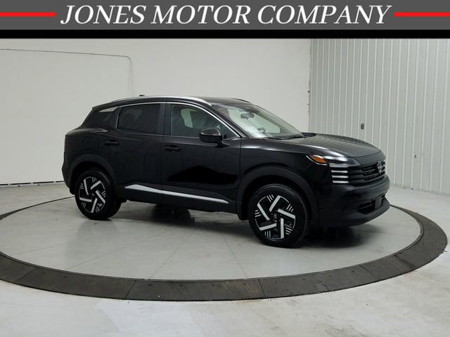 New 2026 Nissan Kicks SV