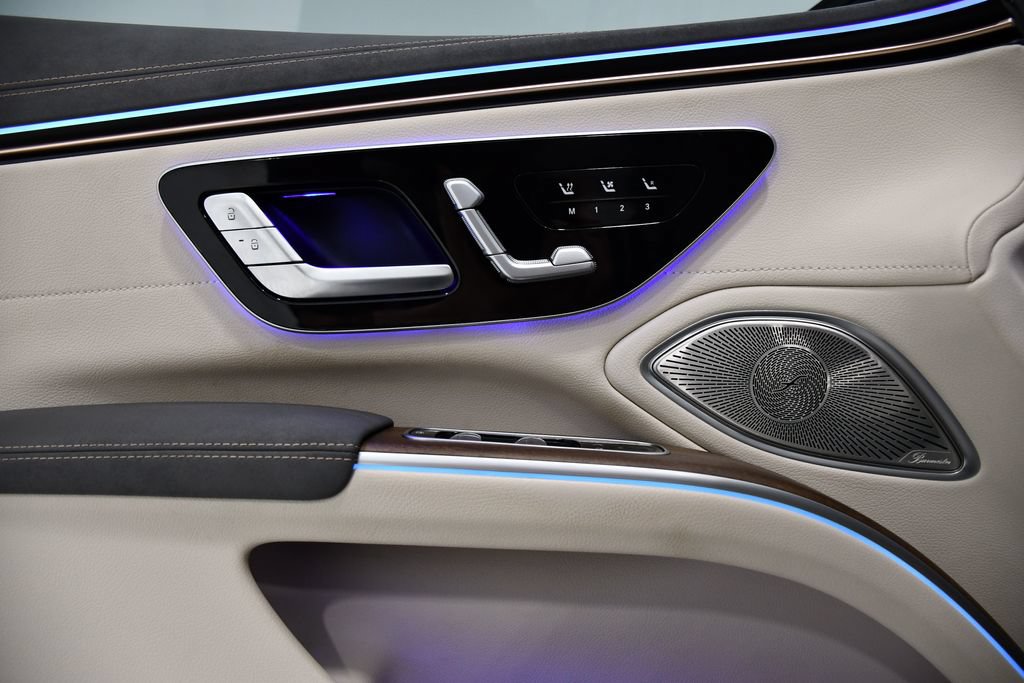 Certified 2023 Mercedes-Benz EQS 450+ 4MATIC Sedan image 17