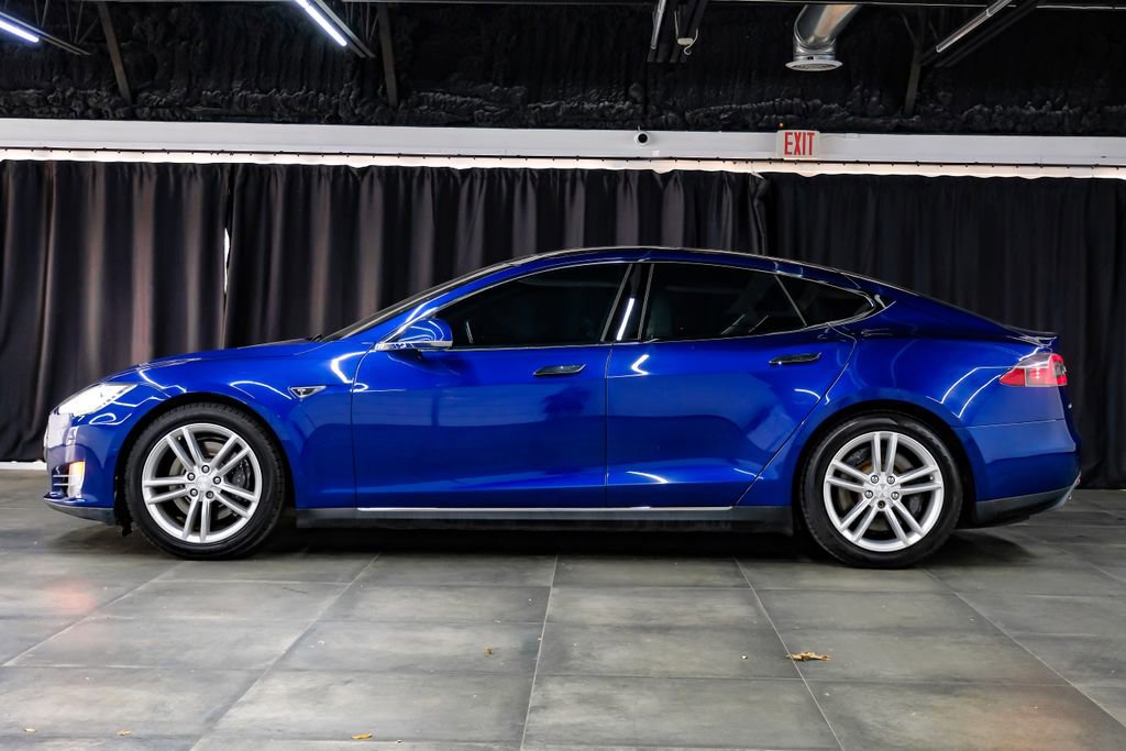 Used 2016 Tesla Model S 70 image 16