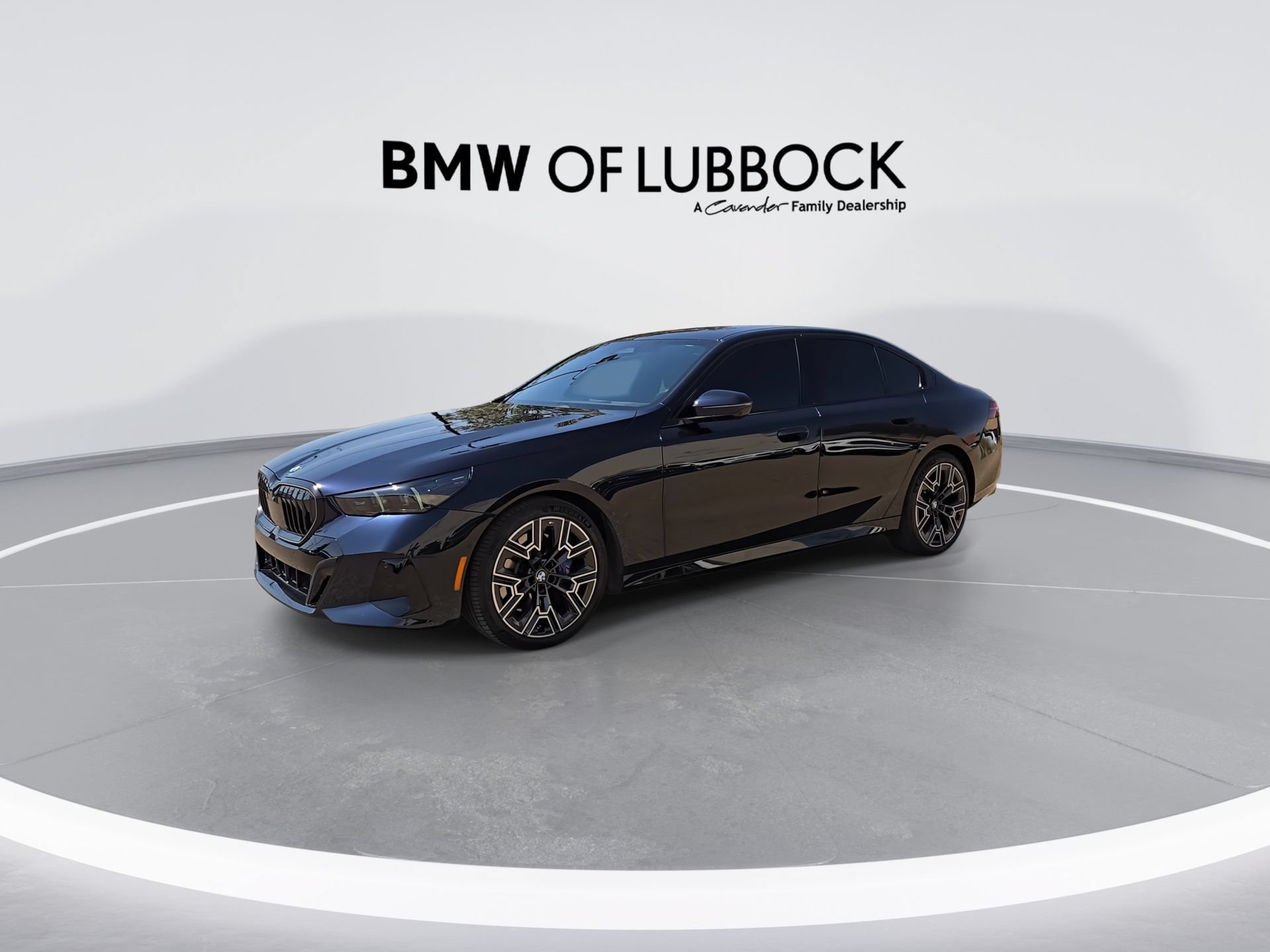 Used 2024 BMW 540i xDrive w/ Premium Package AWD/4WD image 4