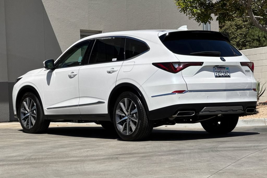 Certified 2026 Acura MDX w/ Technology Package FWD image 3