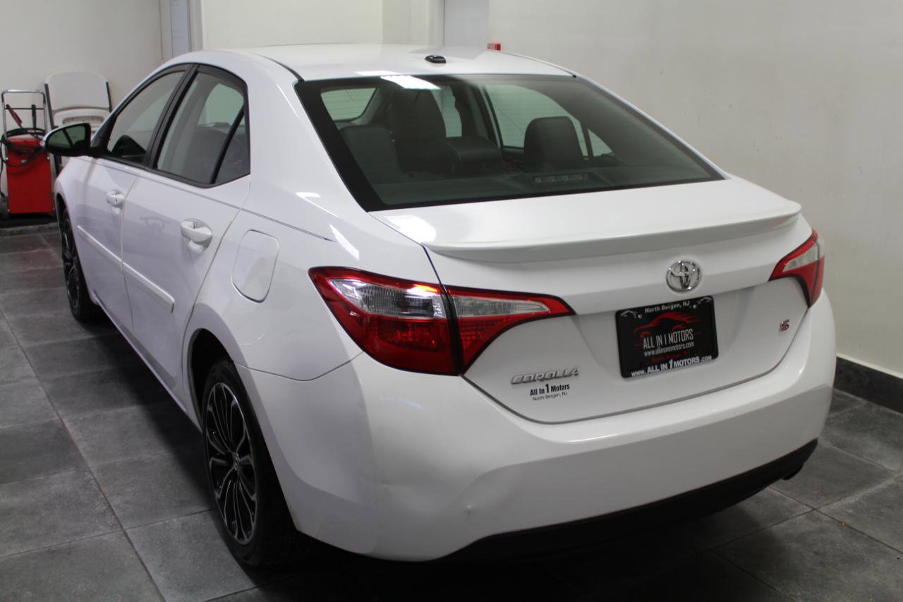 Used 2014 Toyota Corolla S w/ Driver Convenience Package FWD image 4