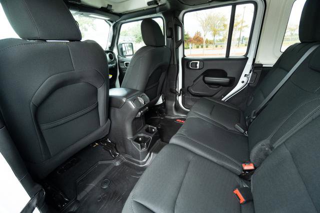 Used 2020 Jeep Wrangler Unlimited Sport S image 28