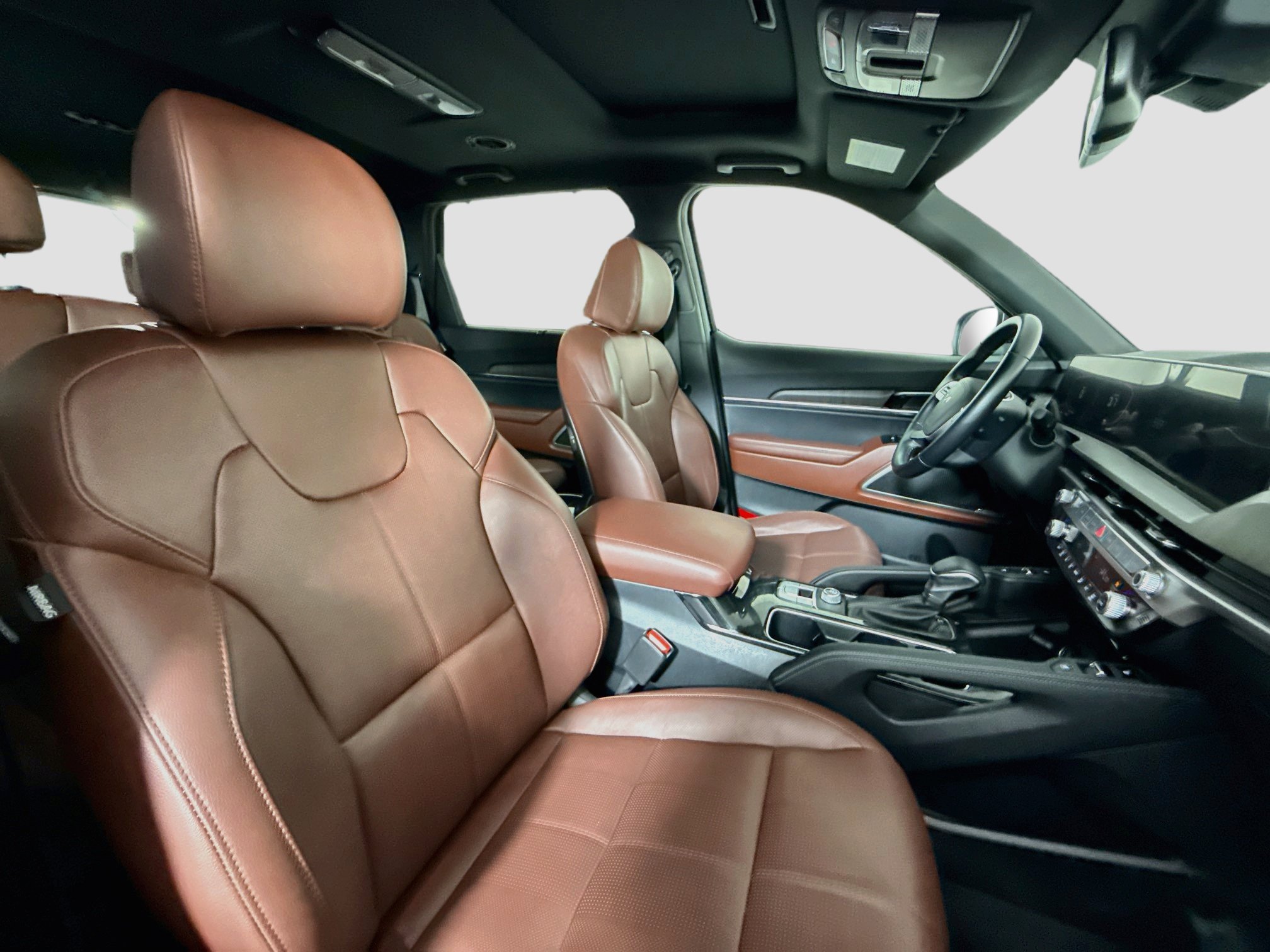 Used 2024 Kia Telluride EX w/ EX Captain's Chair Package FWD image 29