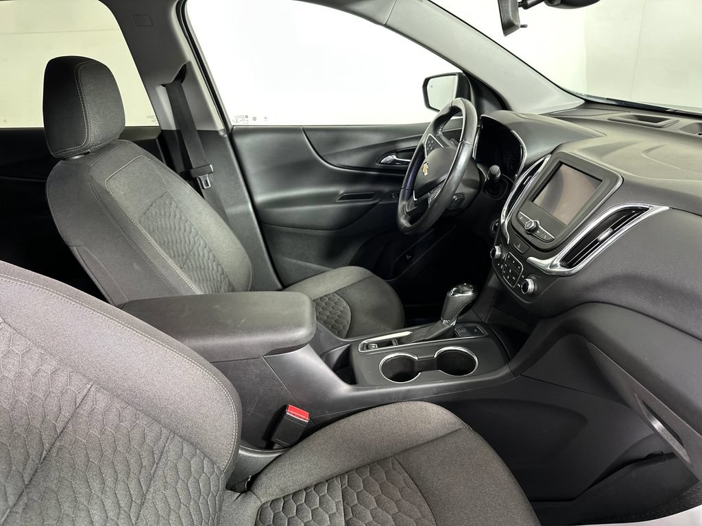 Used 2020 Chevrolet Equinox LT w/ Driver Convenience Package AWD/4WD image 30