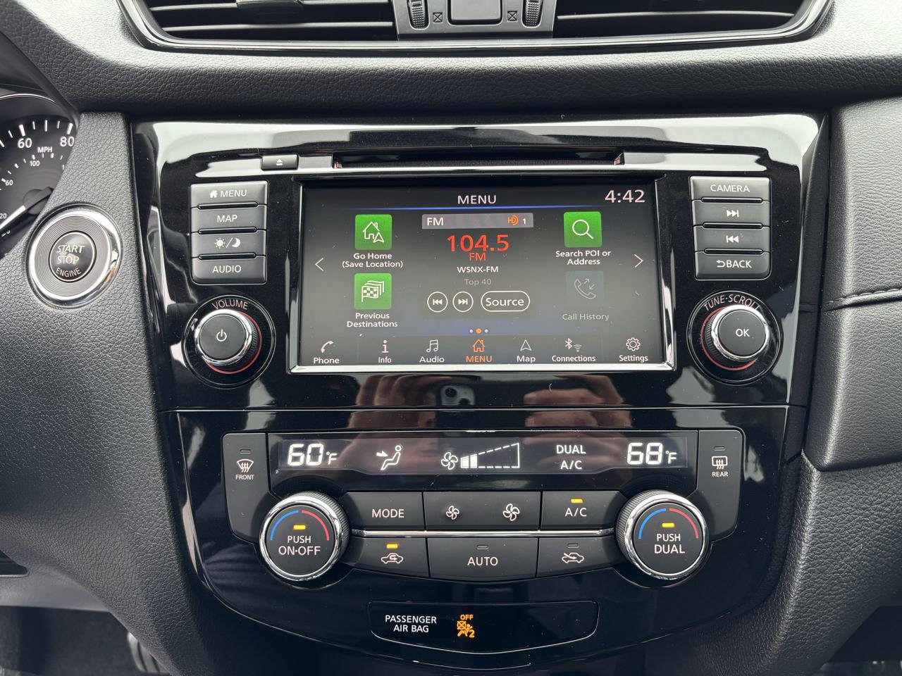 Used 2018 Nissan Rogue SV w/ Sun & Sound Touring Package AWD/4WD image 23