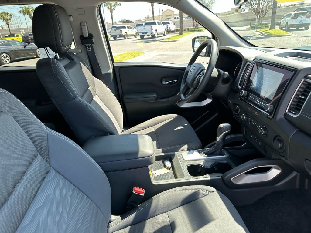 Used 2023 Nissan Frontier SV w/ Technology Package image 24
