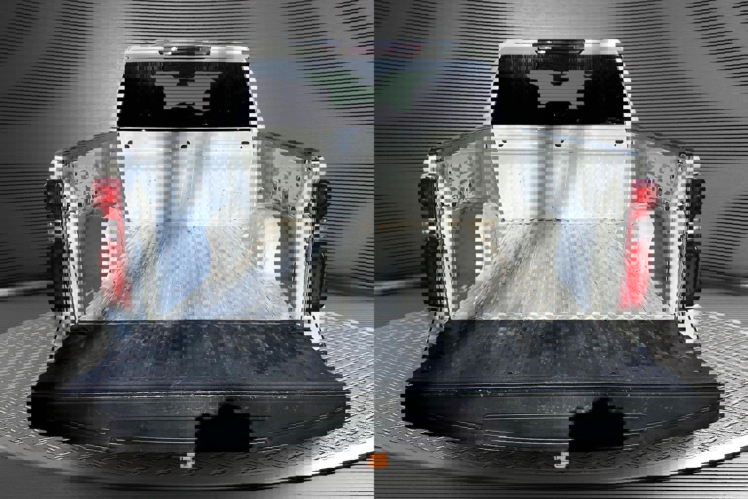 Used 2020 Chevrolet Silverado 1500 RST w/ RST Value Package image 7