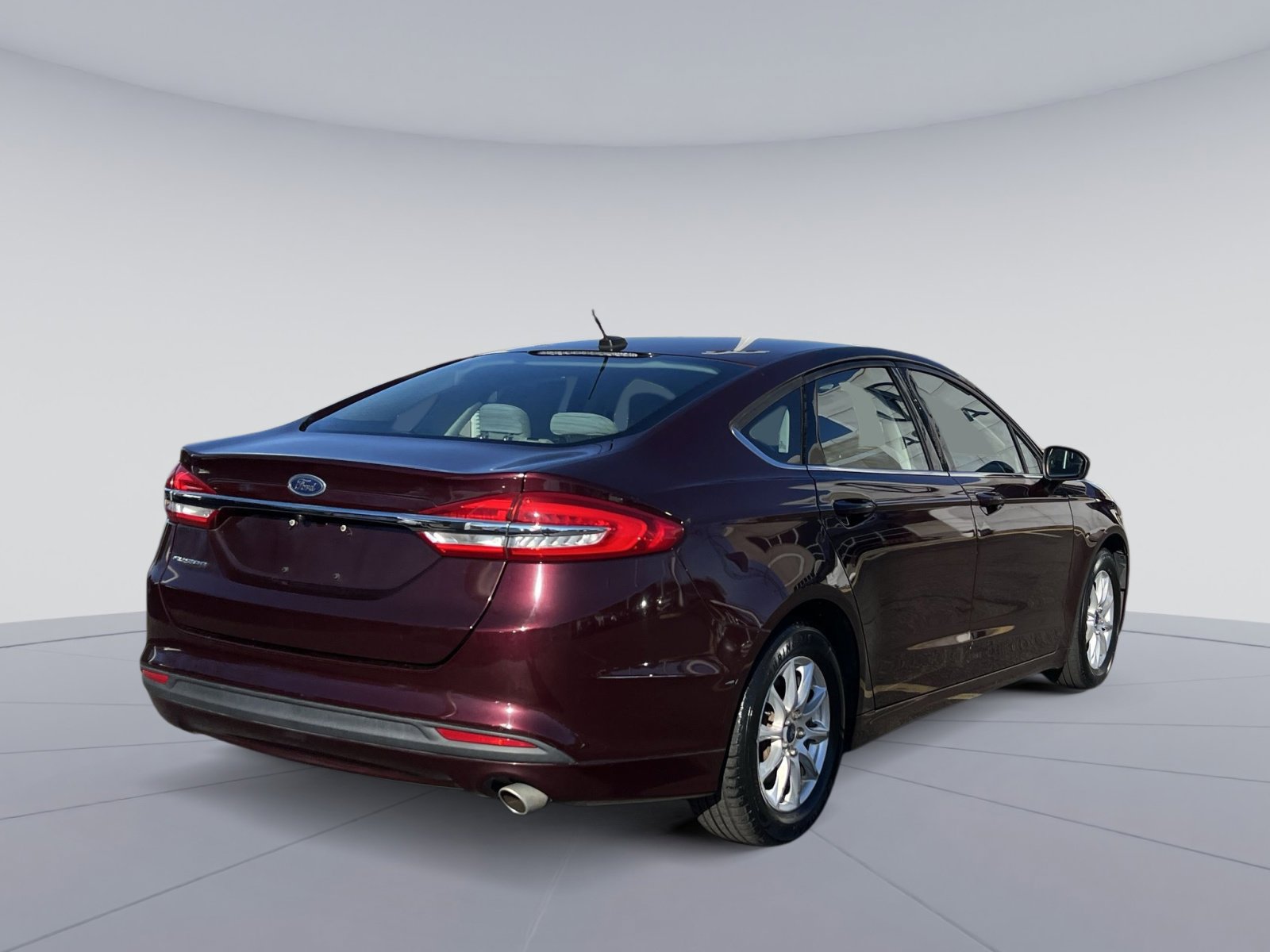 Used 2017 Ford Fusion S image 9