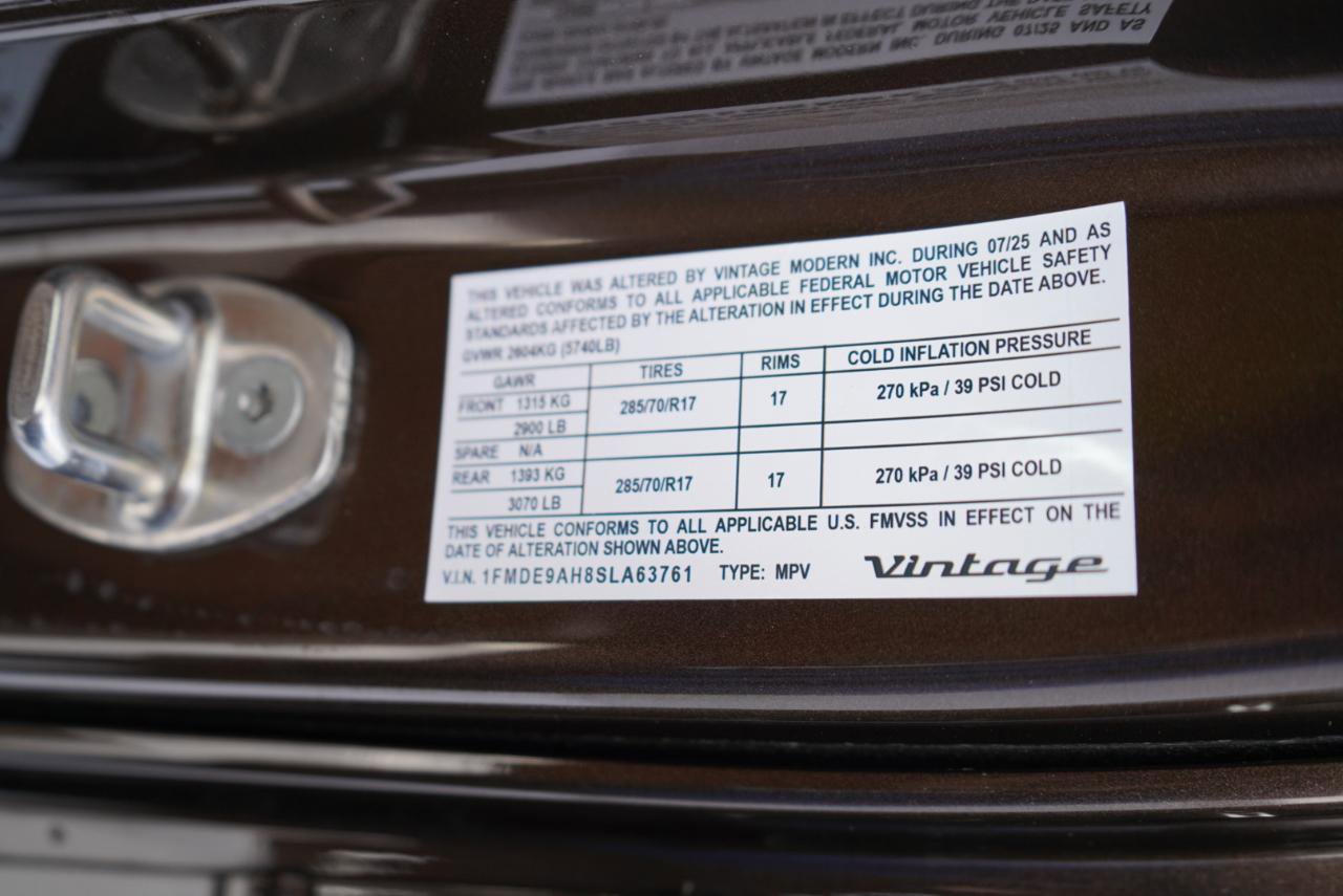 Used 2025 Ford Bronco Badlands image 29