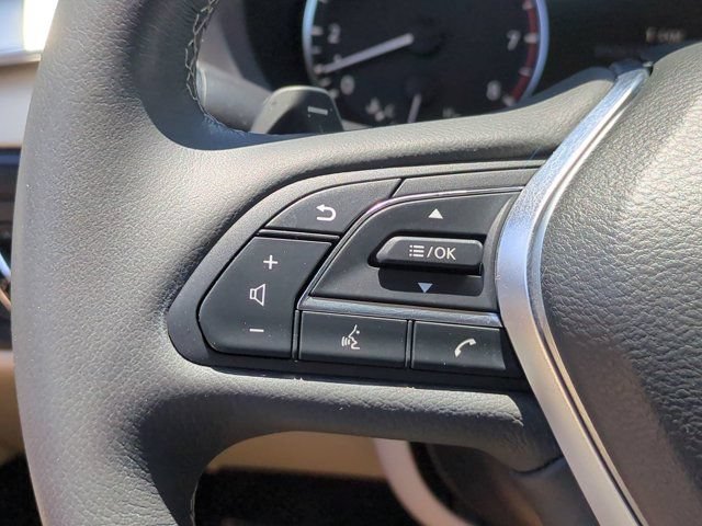 Used 2020 INFINITI QX50 Luxe w/ Navigation Package FWD image 17