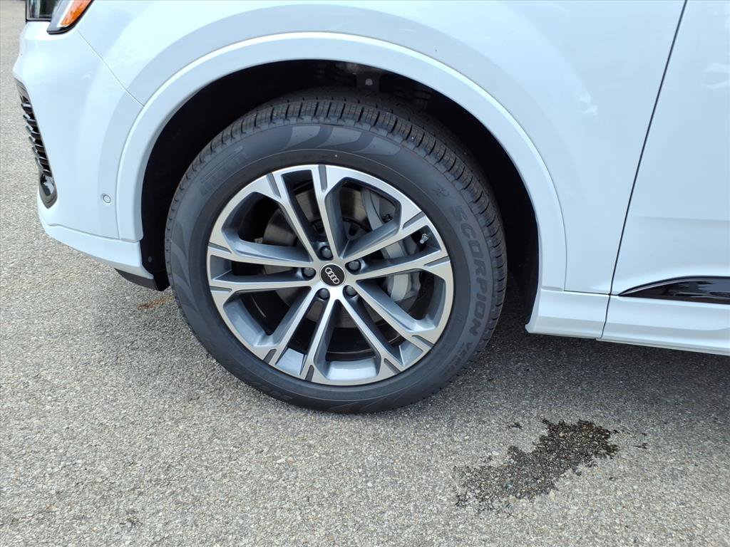 New 2026 Audi Q7 2.0T Premium AWD/4WD image 9