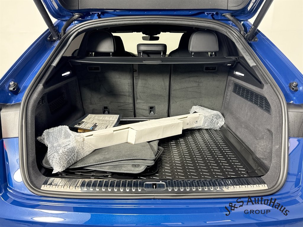 Used 2024 Audi SQ8 Prestige w/ Prestige Package AWD/4WD image 33