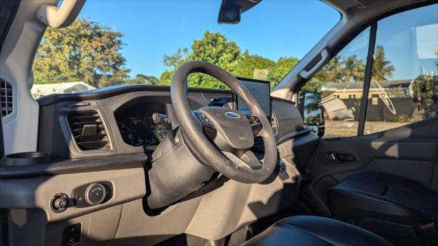 Used 2023 Ford E-Transit Medium Roof RWD image 21
