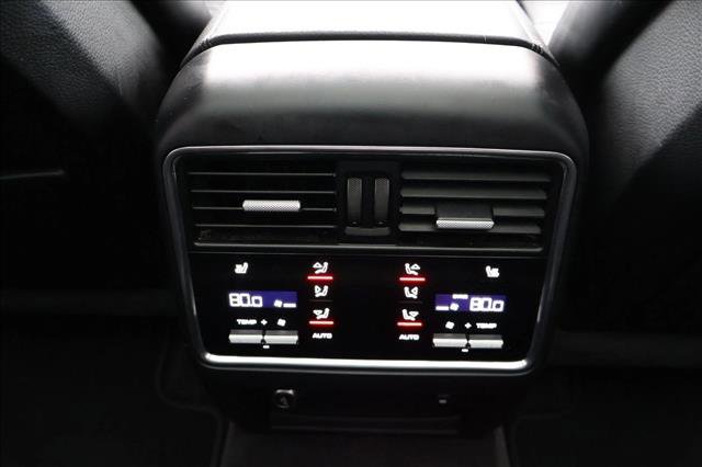 Used 2021 Porsche Cayenne S image 24