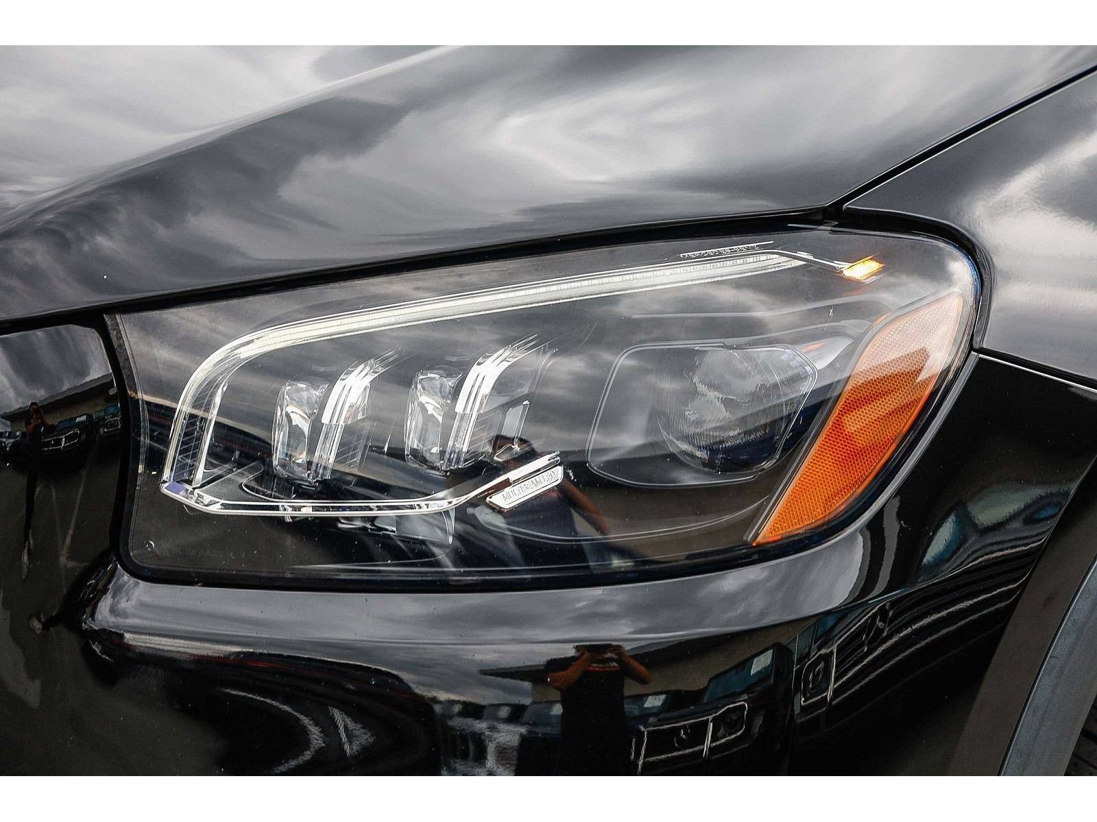 Used 2023 Mercedes-Benz GLS 450 4MATIC image 8