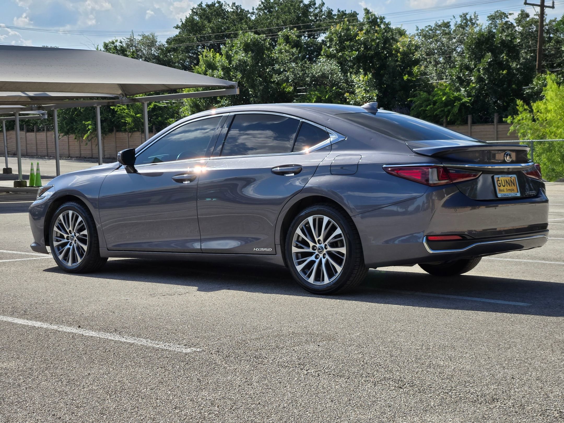 Used 2020 Lexus ES 300h w/ Premium Package FWD image 6