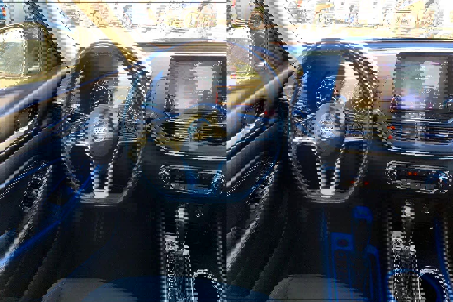 Used 2022 Nissan Altima 2.5 SV w/ SV Premium Package image 6