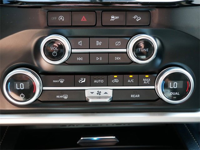 Used 2024 Ford Expedition XLT image 23