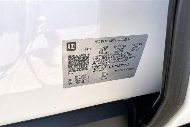 Used 2024 Chevrolet Suburban Premier AWD/4WD image 14