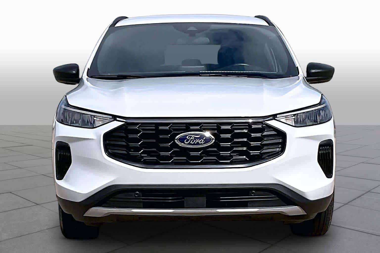 Used 2025 Ford Escape ST-Line FWD image 4