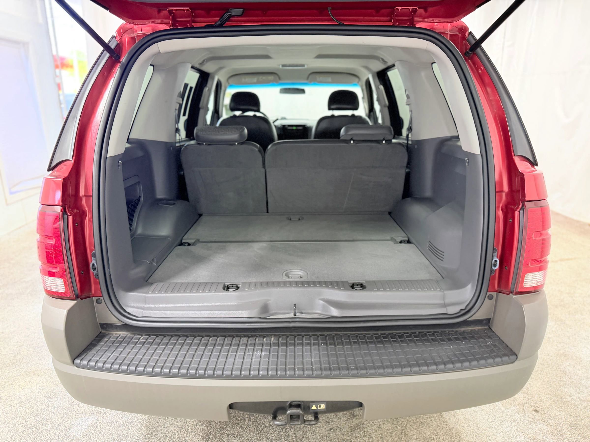 Used 2002 Ford Explorer XLS AWD/4WD image 36