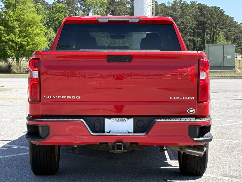Used 2020 Chevrolet Silverado 1500 Custom w/ Custom Value Package RWD image 9