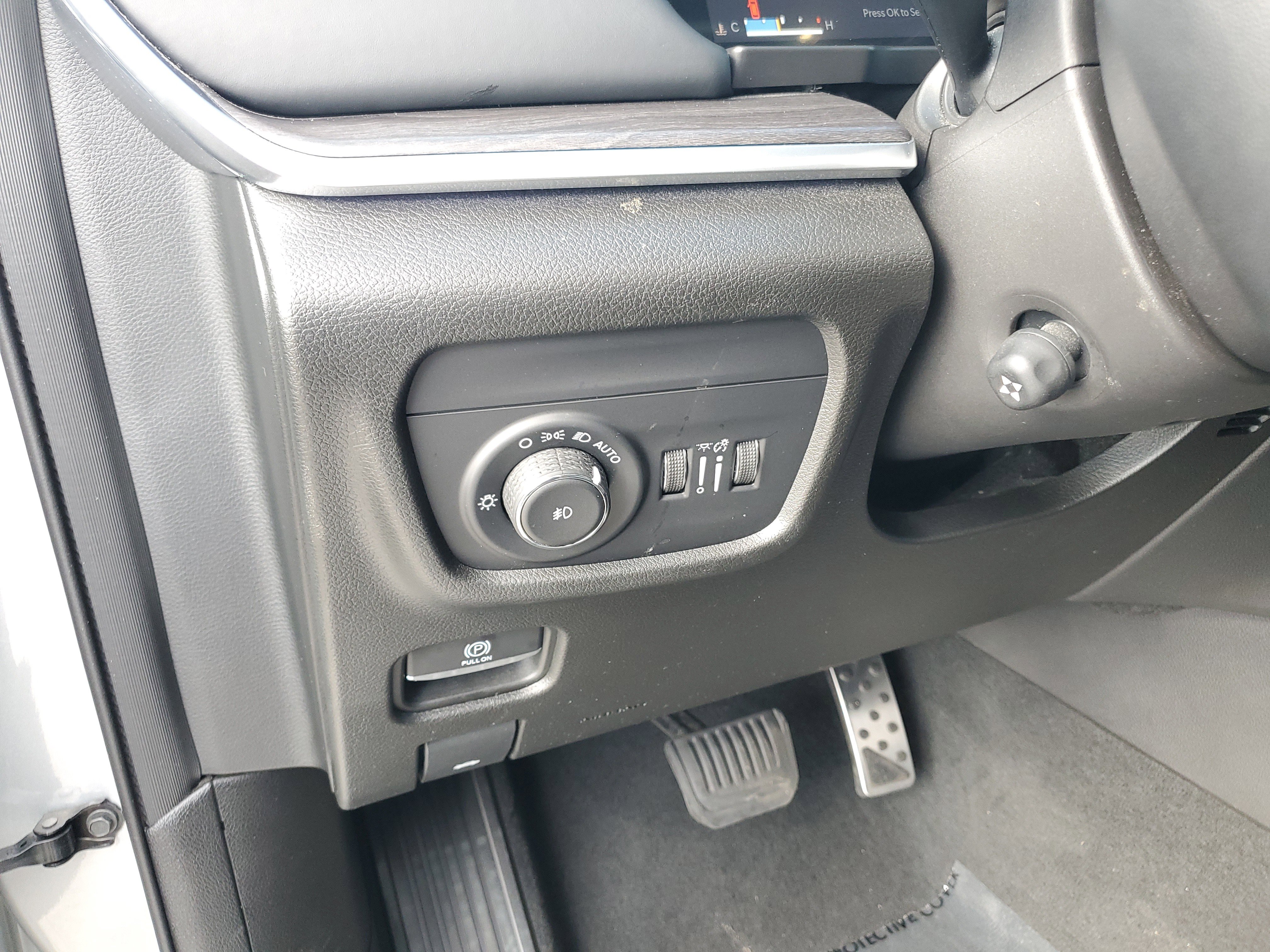 Used 2022 Jeep Grand Cherokee Overland image 28