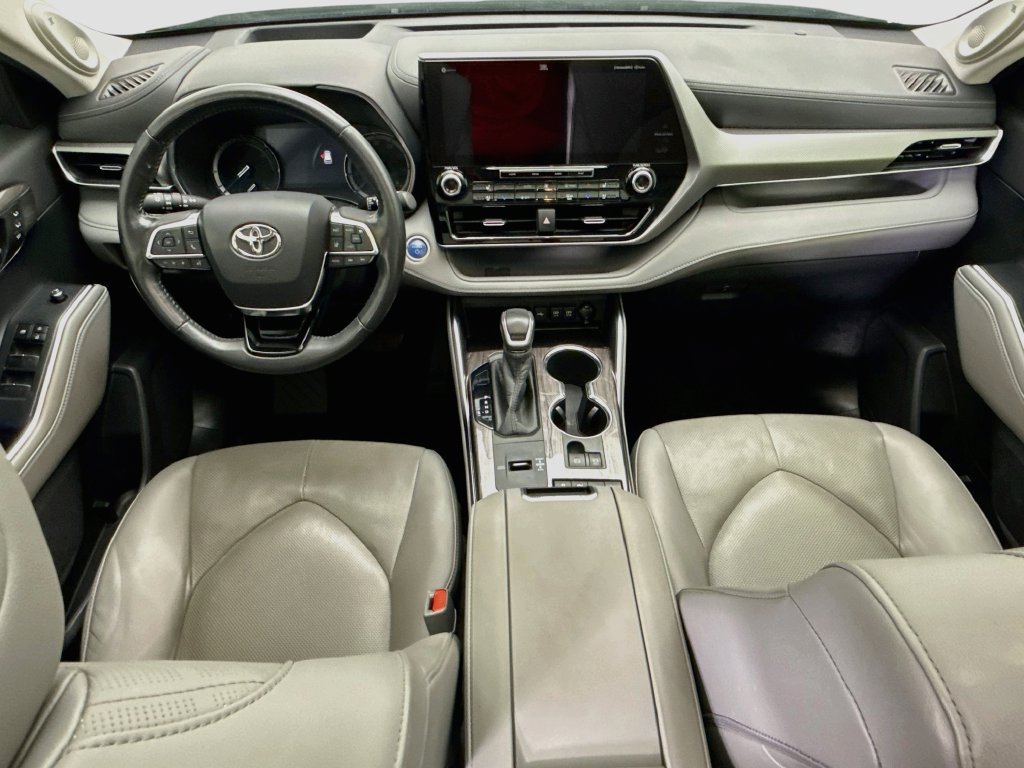 Used 2020 Toyota Highlander Platinum AWD/4WD image 13
