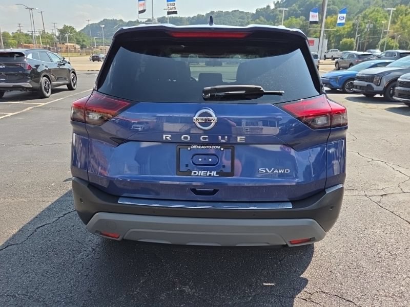 Used 2021 Nissan Rogue SV w/ Premium Package AWD/4WD image 6