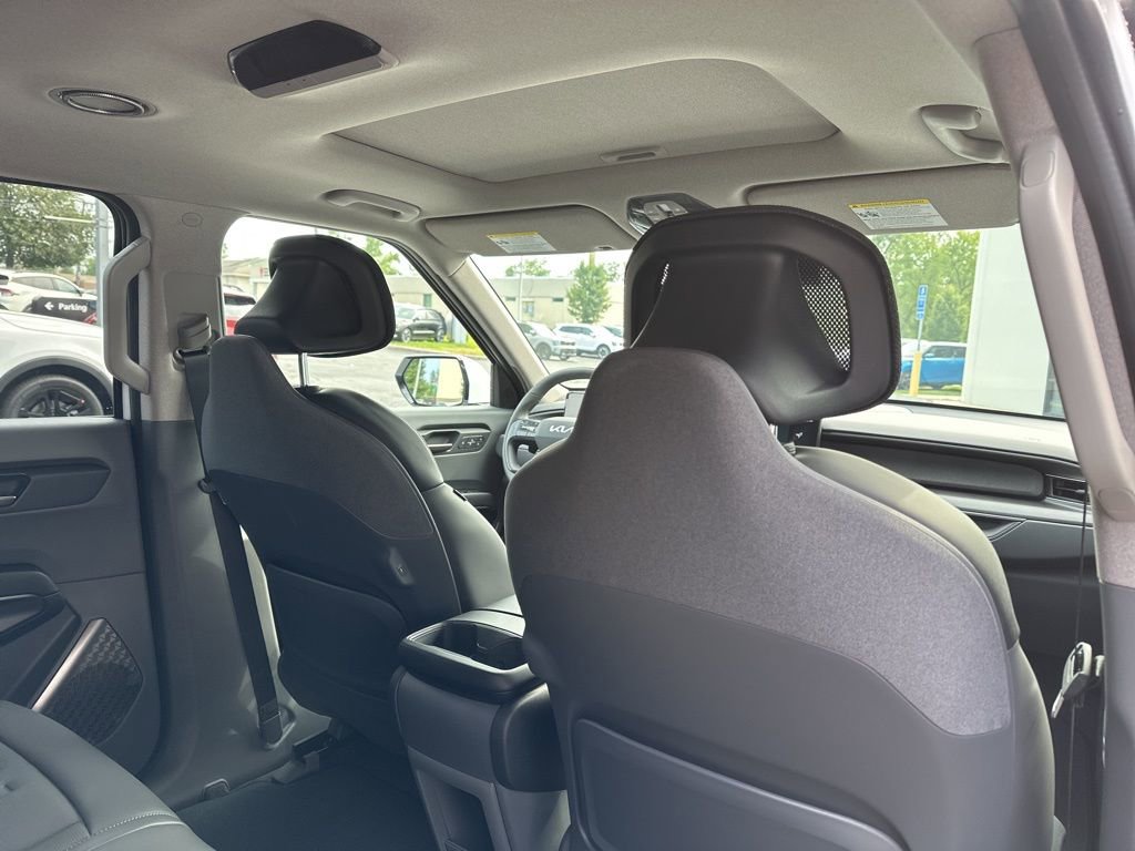 New 2026 Kia EV9 Wind image 17