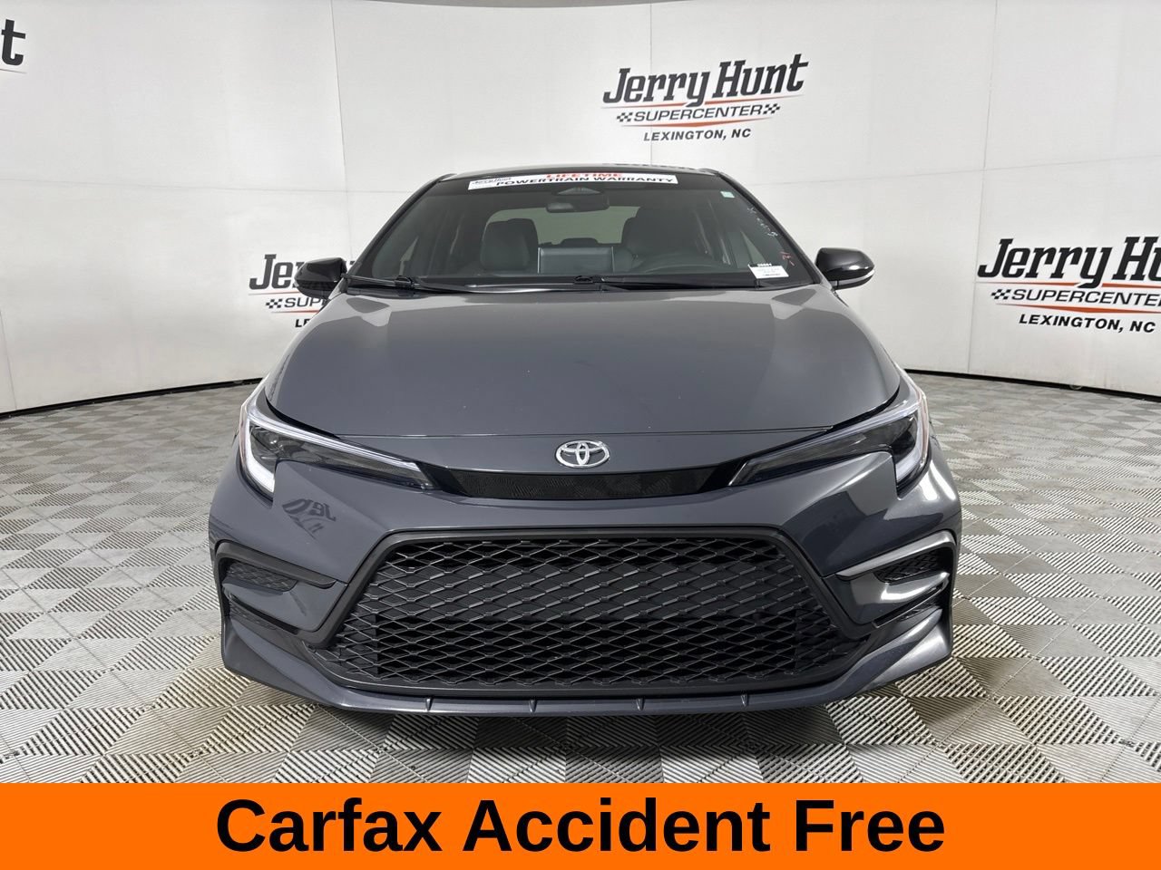 Used 2025 Toyota Corolla FX w/ Convenience Package FWD image 3