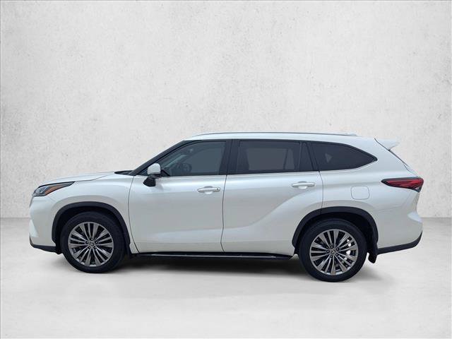 Used 2020 Toyota Highlander Platinum FWD image 9