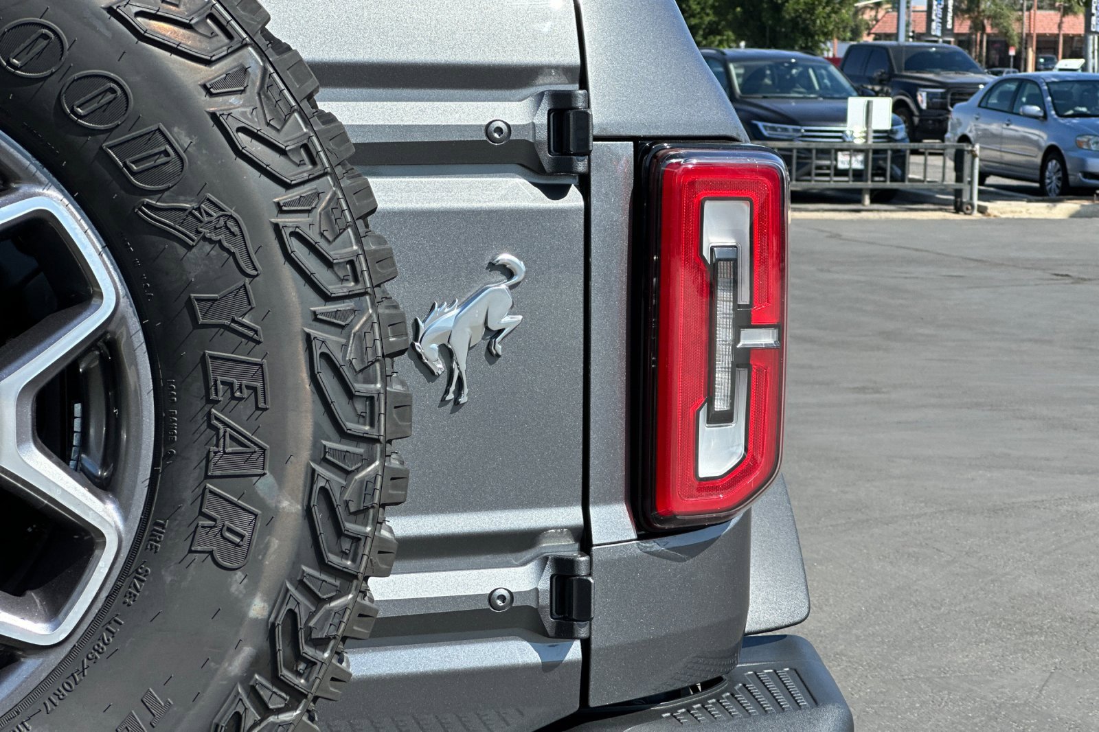 New 2025 Ford Bronco Badlands image 27