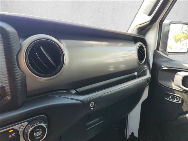 Used 2020 Jeep Gladiator Sport w/ Quick Order Package 23S AWD/4WD image 22