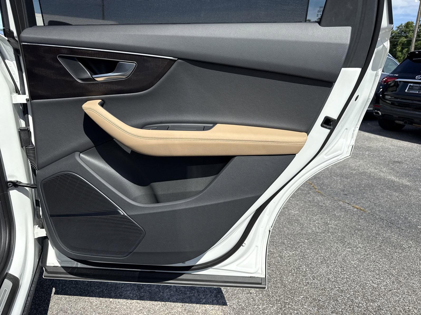 Used 2025 Audi Q7 3.0T Premium Plus image 35