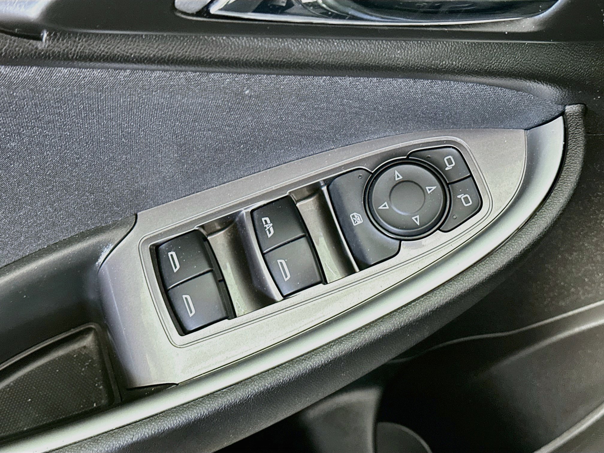 Used 2024 Chevrolet Malibu LT FWD image 15