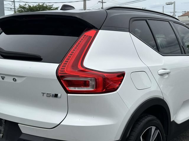 Used 2019 Volvo XC40 T5 R-Design AWD/4WD image 12