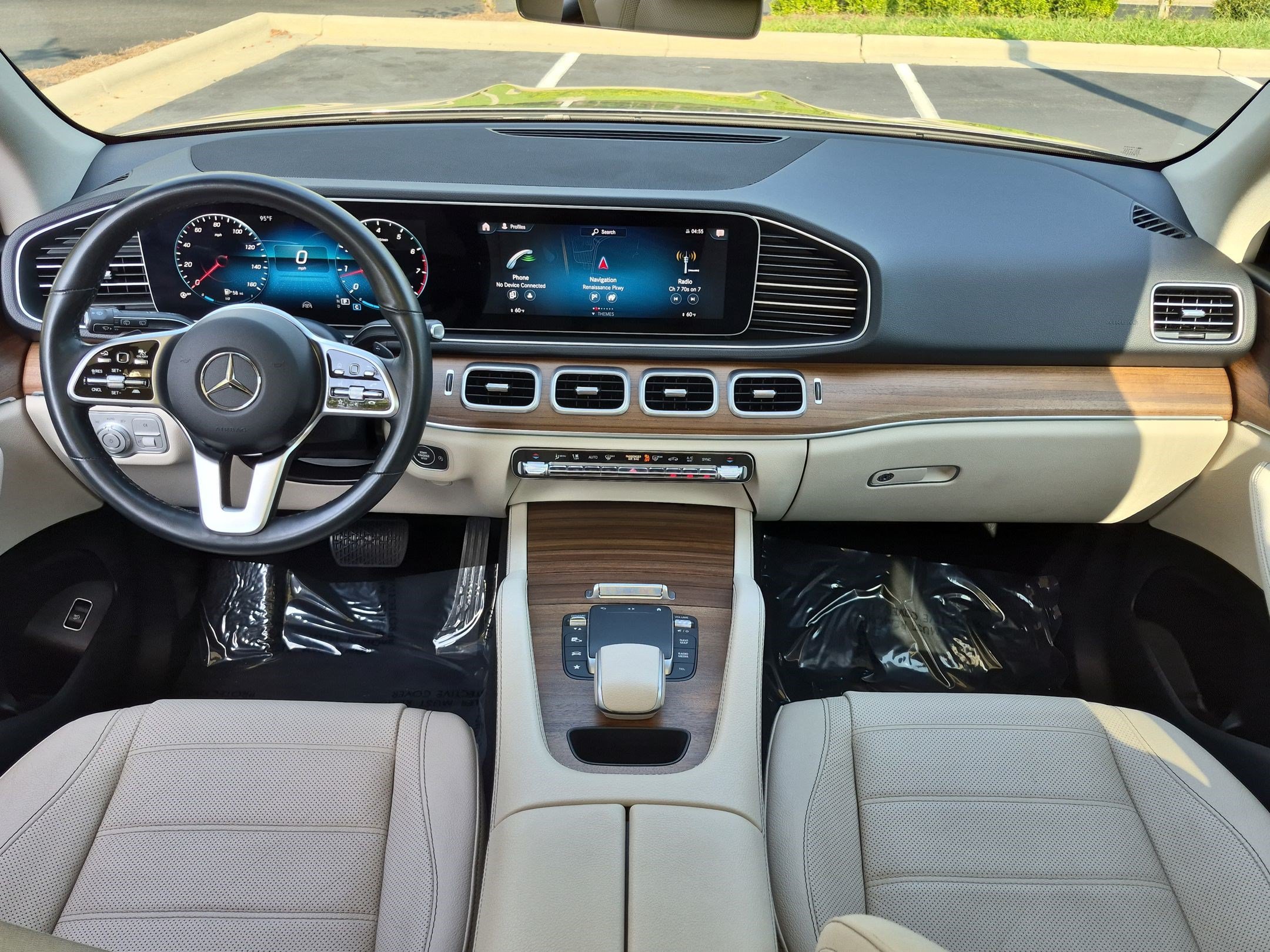 Certified 2023 Mercedes-Benz GLE 350 4MATIC w/ AMG Line Exterior image 29