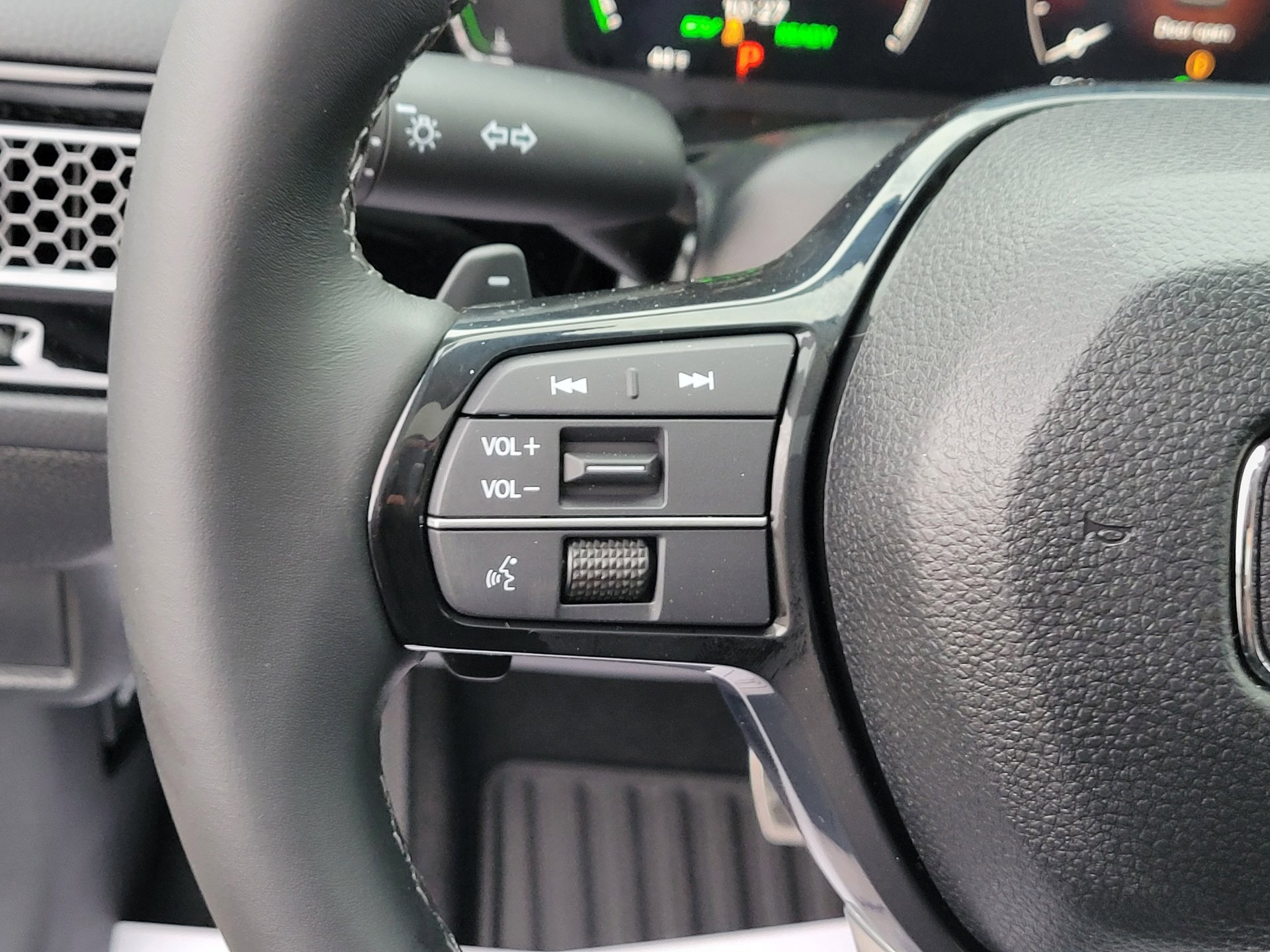 Certified 2025 Honda Civic Sport Touring image 22