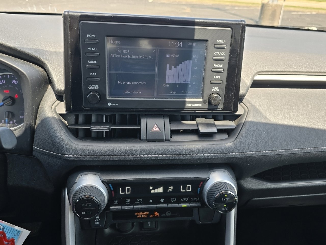 Used 2021 Toyota RAV4 LE AWD/4WD image 27