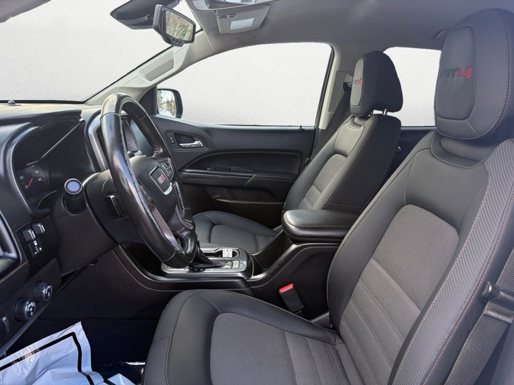 Used 2022 GMC Canyon AT4 image 12