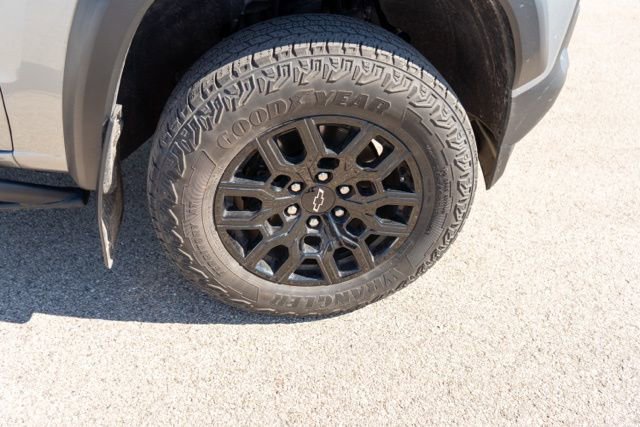 Used 2023 Chevrolet Colorado Trail Boss w/ Advanced Trailering Package image 11