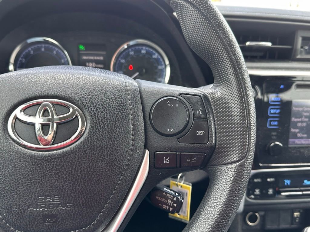 Used 2019 Toyota Corolla LE image 25