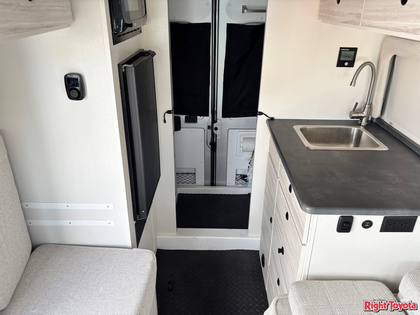 Used 2025 RAM ProMaster 1500 w/ Quick Order Package 22H SLT+ FWD image 15