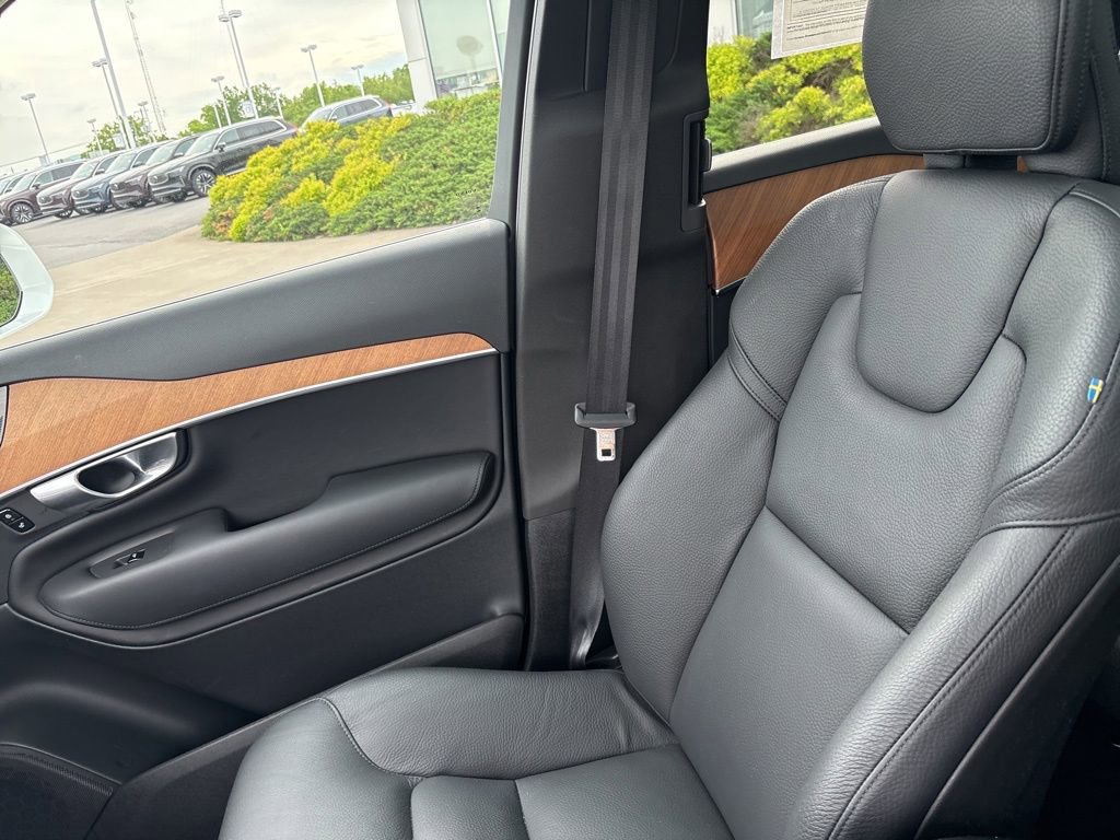 Certified 2023 Volvo XC90 B6 Plus w/ Protection Package Premier AWD/4WD image 23