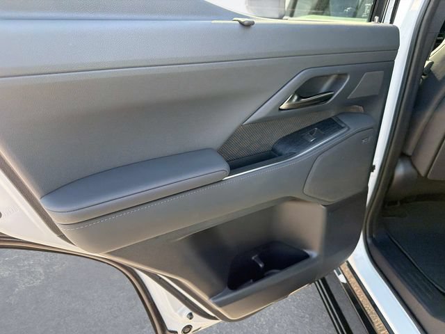 Used 2025 Lexus GX 550 AWD/4WD image 14