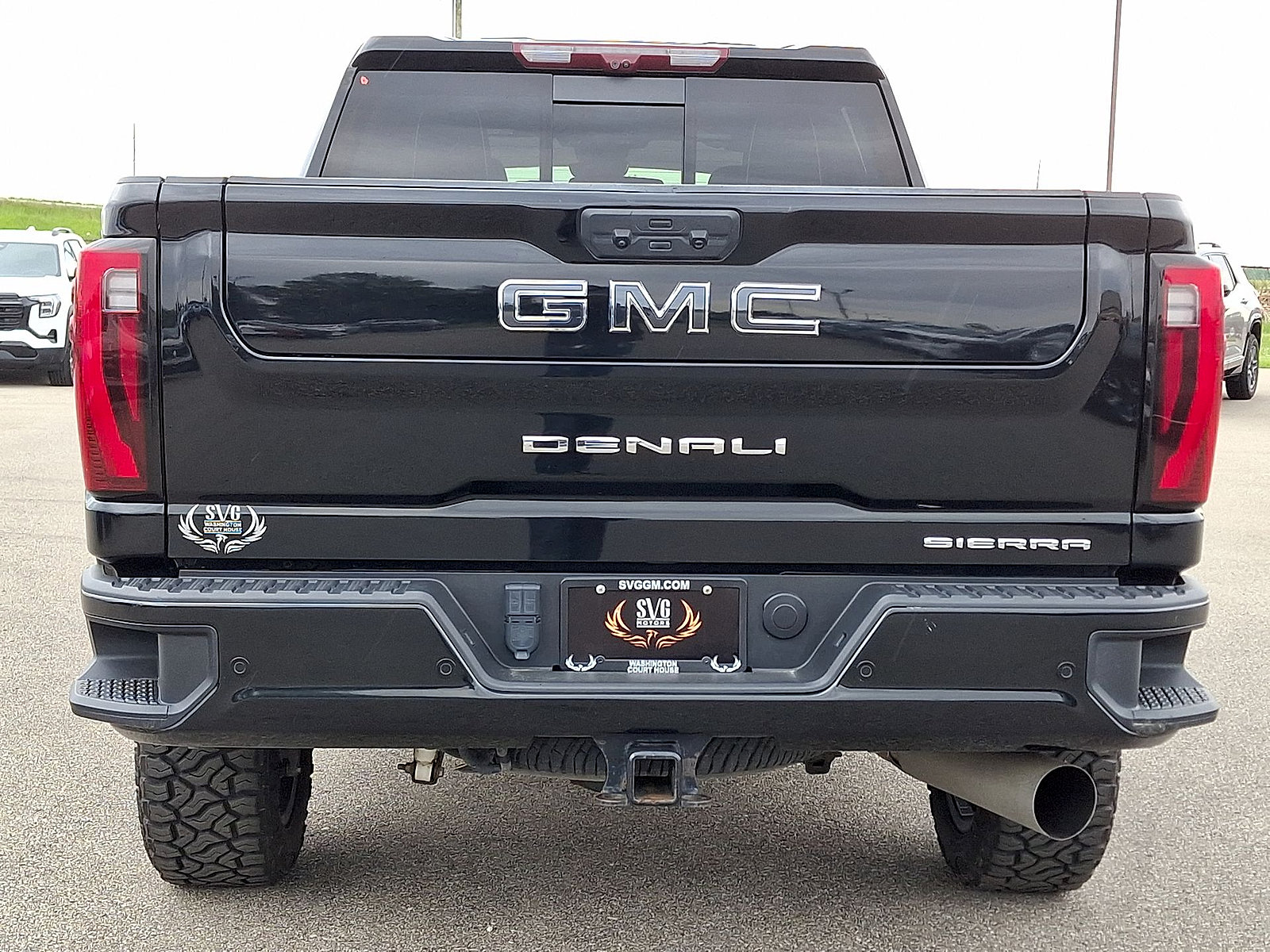 Used 2024 GMC Sierra 3500 Denali Ultimate AWD/4WD image 23