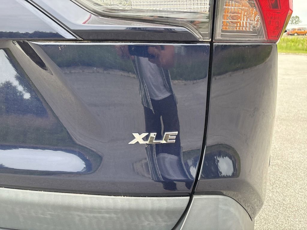 Used 2022 Toyota RAV4 XLE FWD image 30